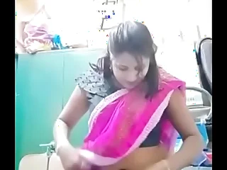 Swathi naidu exchanging saree by showing boobs,body parts and object reachable be advantageous to shoot part-1