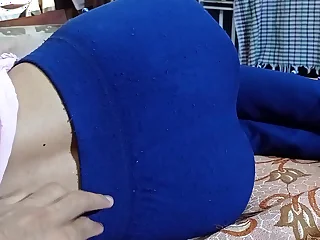 Indian cute step sister fucked at the end of one's tether step confrere acting having it away shaft with clear hindi audio desi porn sexual congress VIDEO